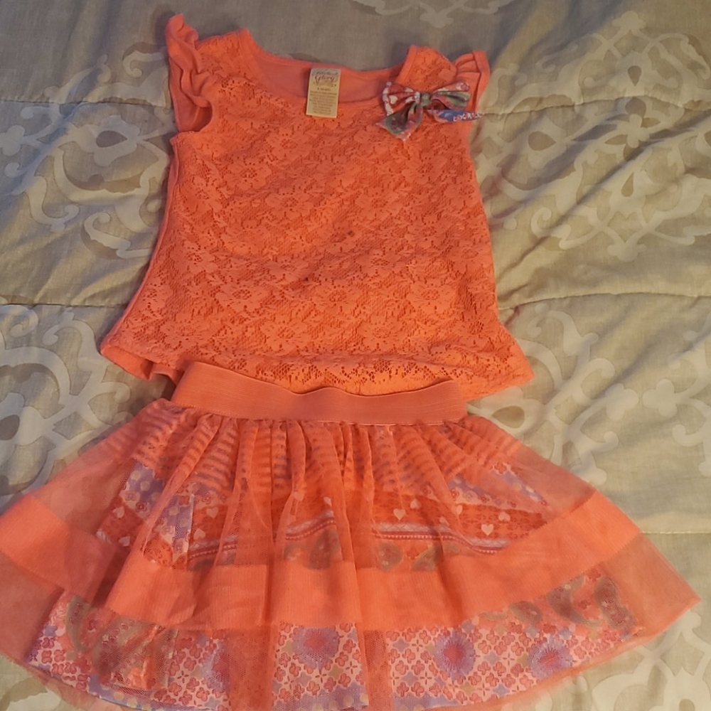 Cute girl's outfit